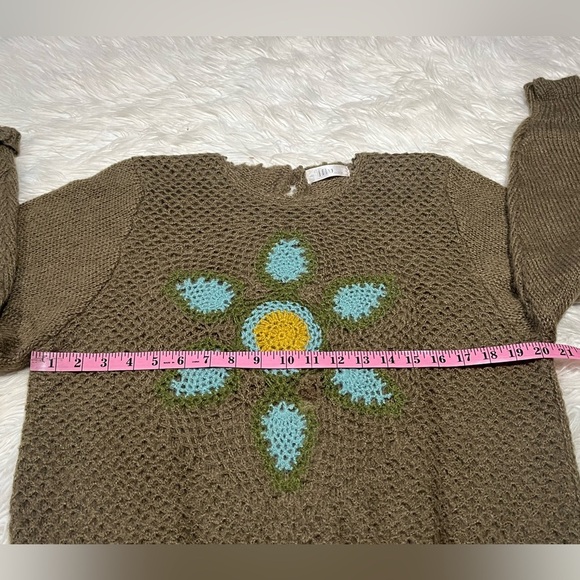 Mu Fashion Women's Floral Sunflower Sweater Olive Green Balloon Sleeves - Picture 8 of 10